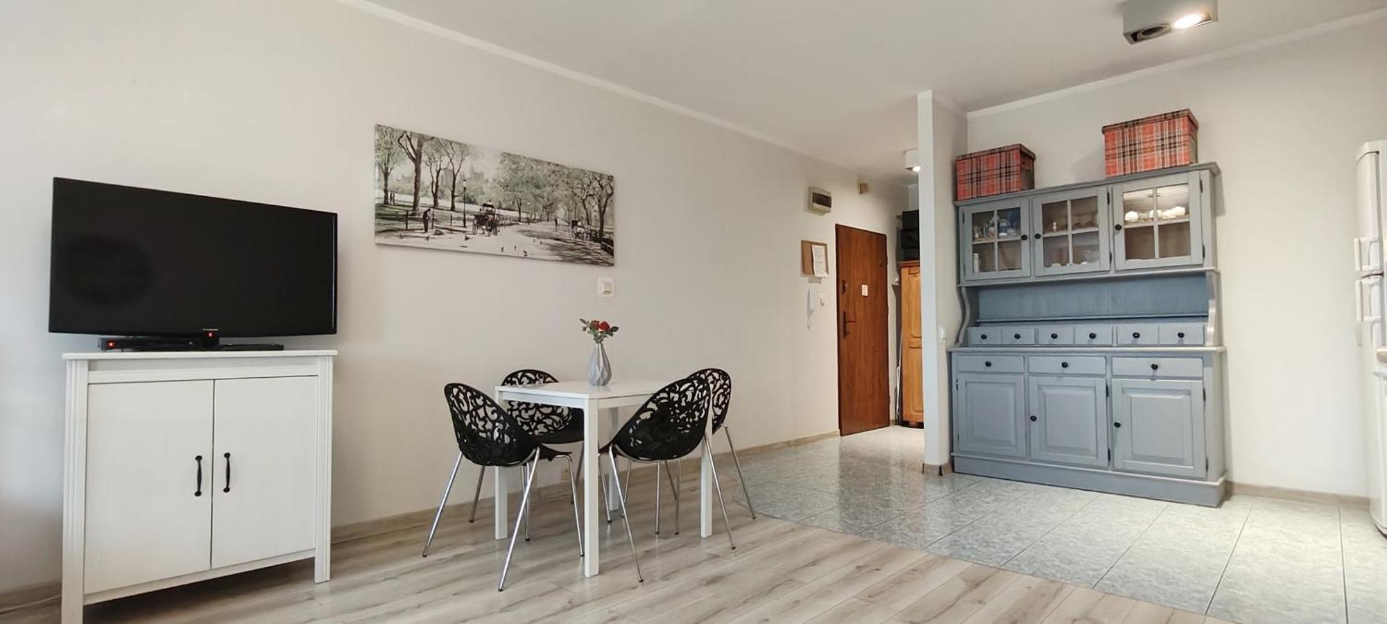 Kghn Wyszynskiego 12 Brama Portowa * Szczecin
