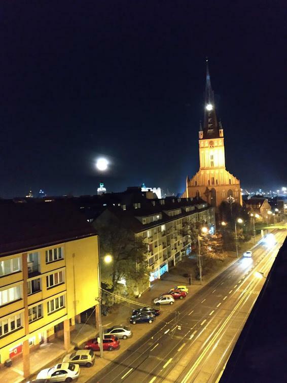 Kghn Wyszynskiego 12 Brama Portowa *